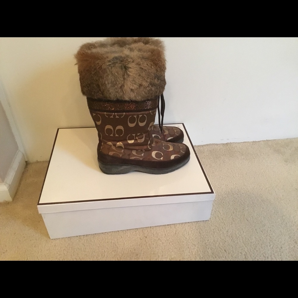 Coach Lizzie Hldy Fur Boots